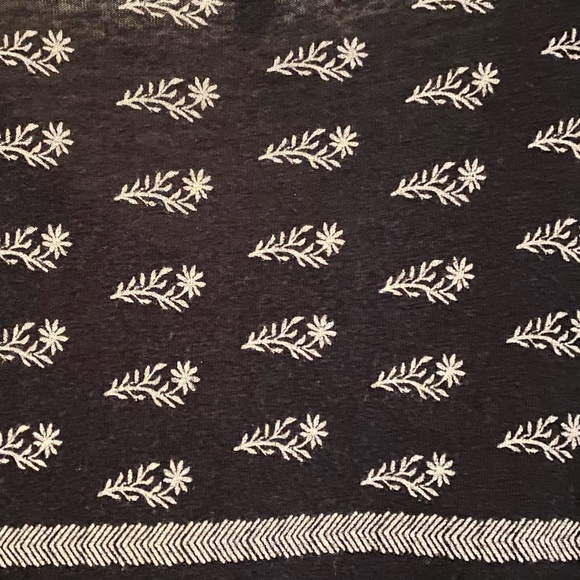 πͺΆ3/$20 LUCKY BRAND Black & White Bandana Patterned CrewNeck Tank-XS - Picture 5 of 15